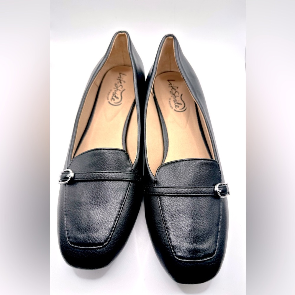 LIFESTRIDE MEMORY FOAM LOAFERS, SIZE 7, NWOT, VERY COMFORTABLE